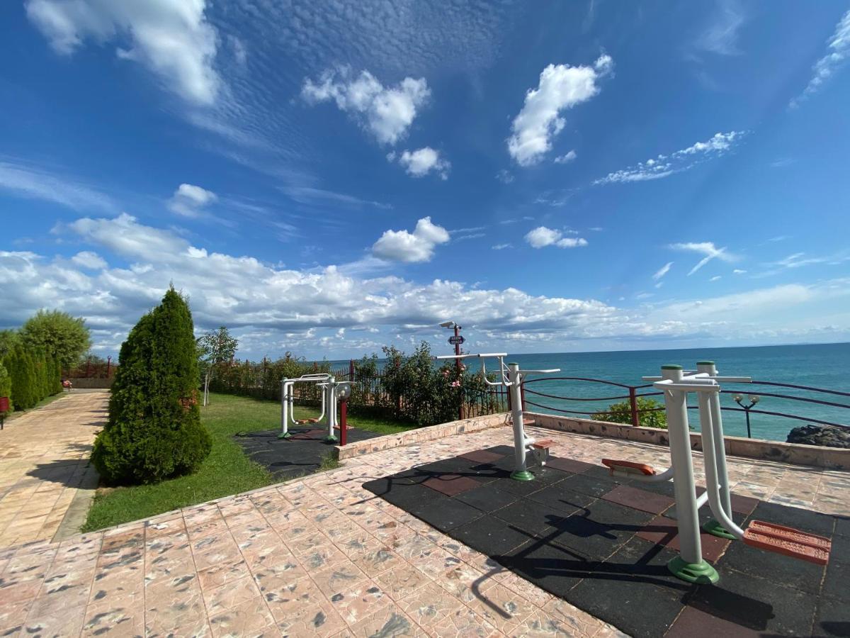 Sea View Panoramic Apartments, Fort Noks Crown Club Sveti Vlas Exterior photo
