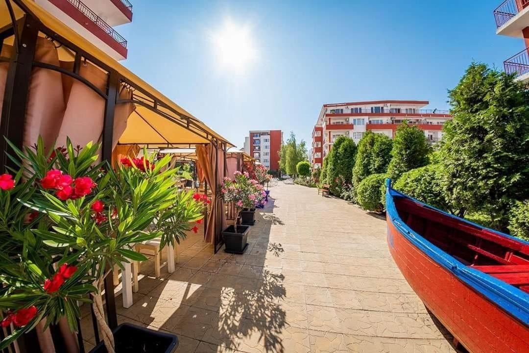 Sea View Panoramic Apartments, Fort Noks Crown Club Sveti Vlas Exterior photo